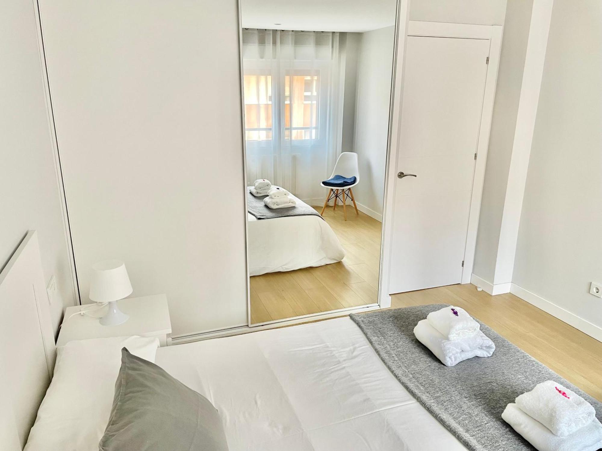 Apartamento San Lorenzo Playa. Vistas Al Mar. Gijon Bagian luar foto