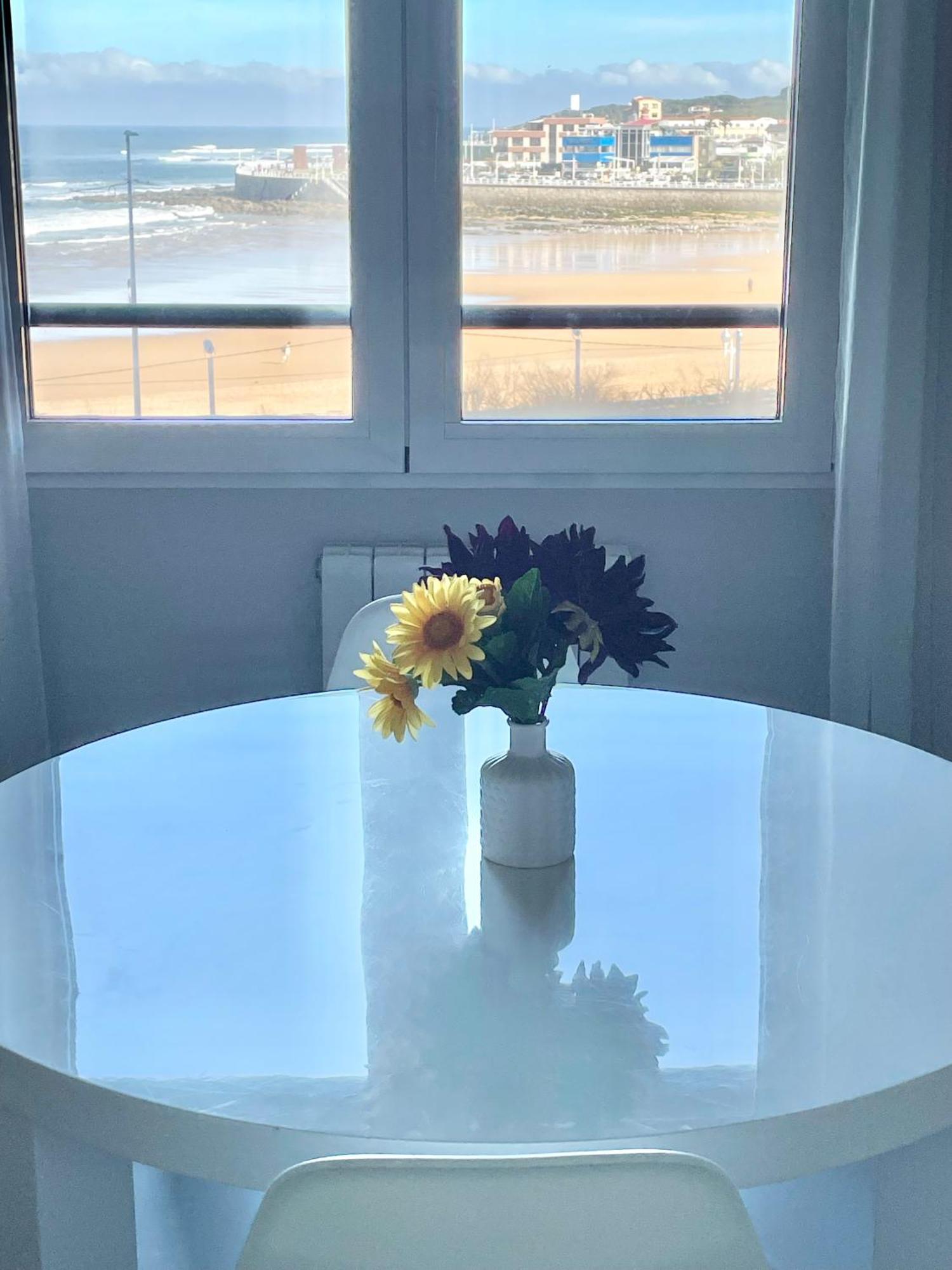 Apartamento San Lorenzo Playa. Vistas Al Mar. Gijon Bagian luar foto