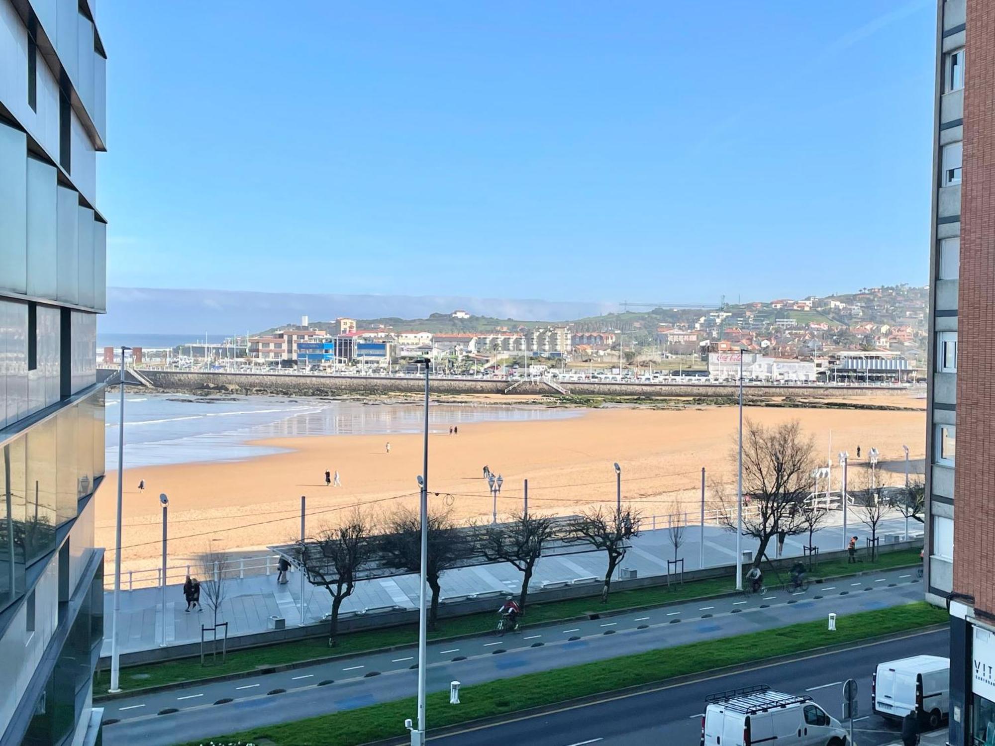 Apartamento San Lorenzo Playa. Vistas Al Mar. Gijon Bagian luar foto