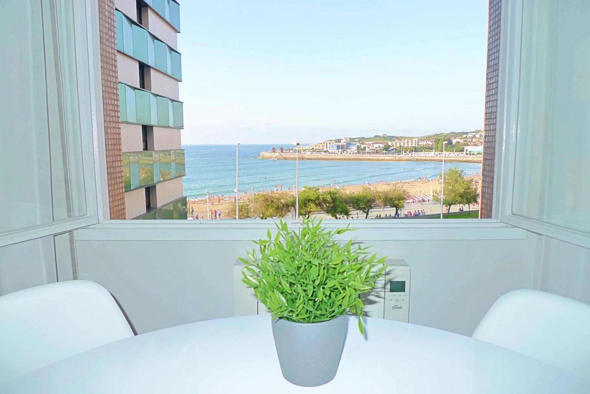Apartamento San Lorenzo Playa. Vistas Al Mar. Gijon Bagian luar foto